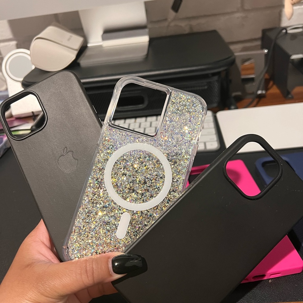 5 iPhone 12 Pro Max/ 13 Pro Max Cases